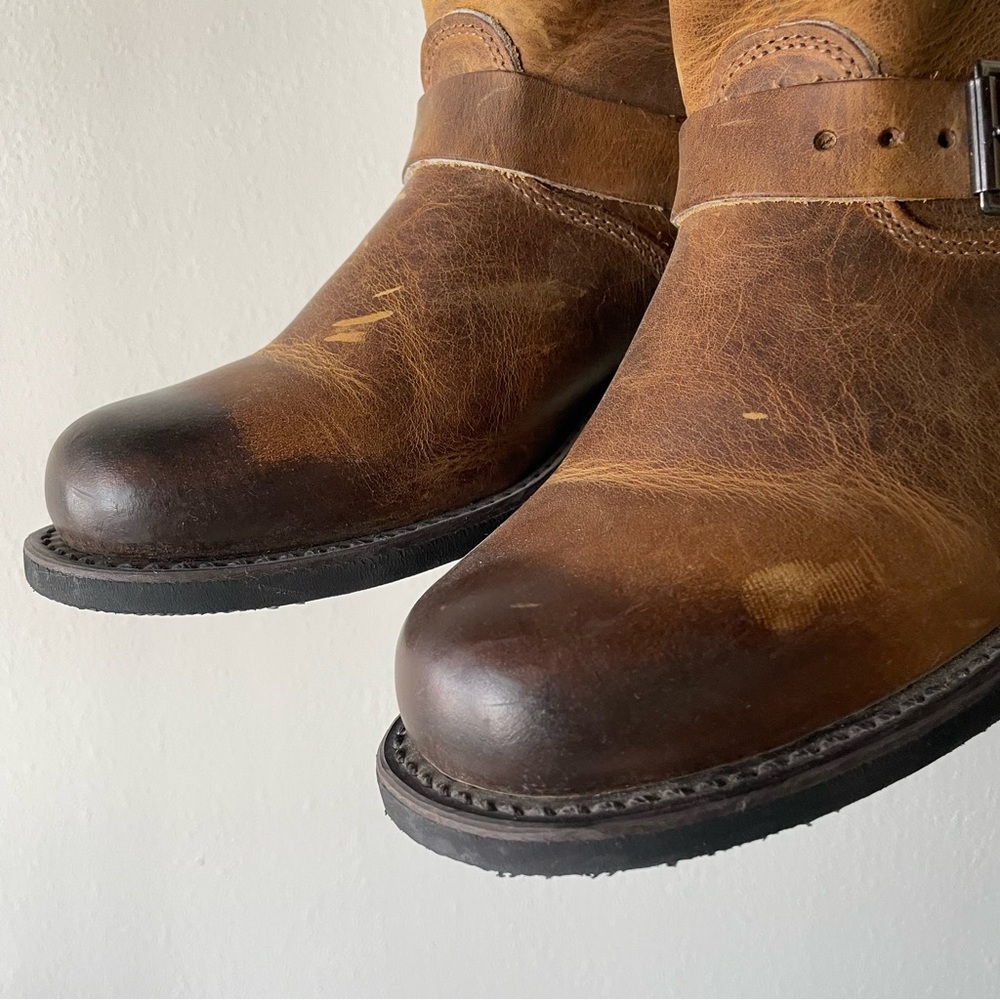 FRYE Engineer 12R Biker Western Boots in distressed brown leather- women’s 8.5 - Picture 4 of 8